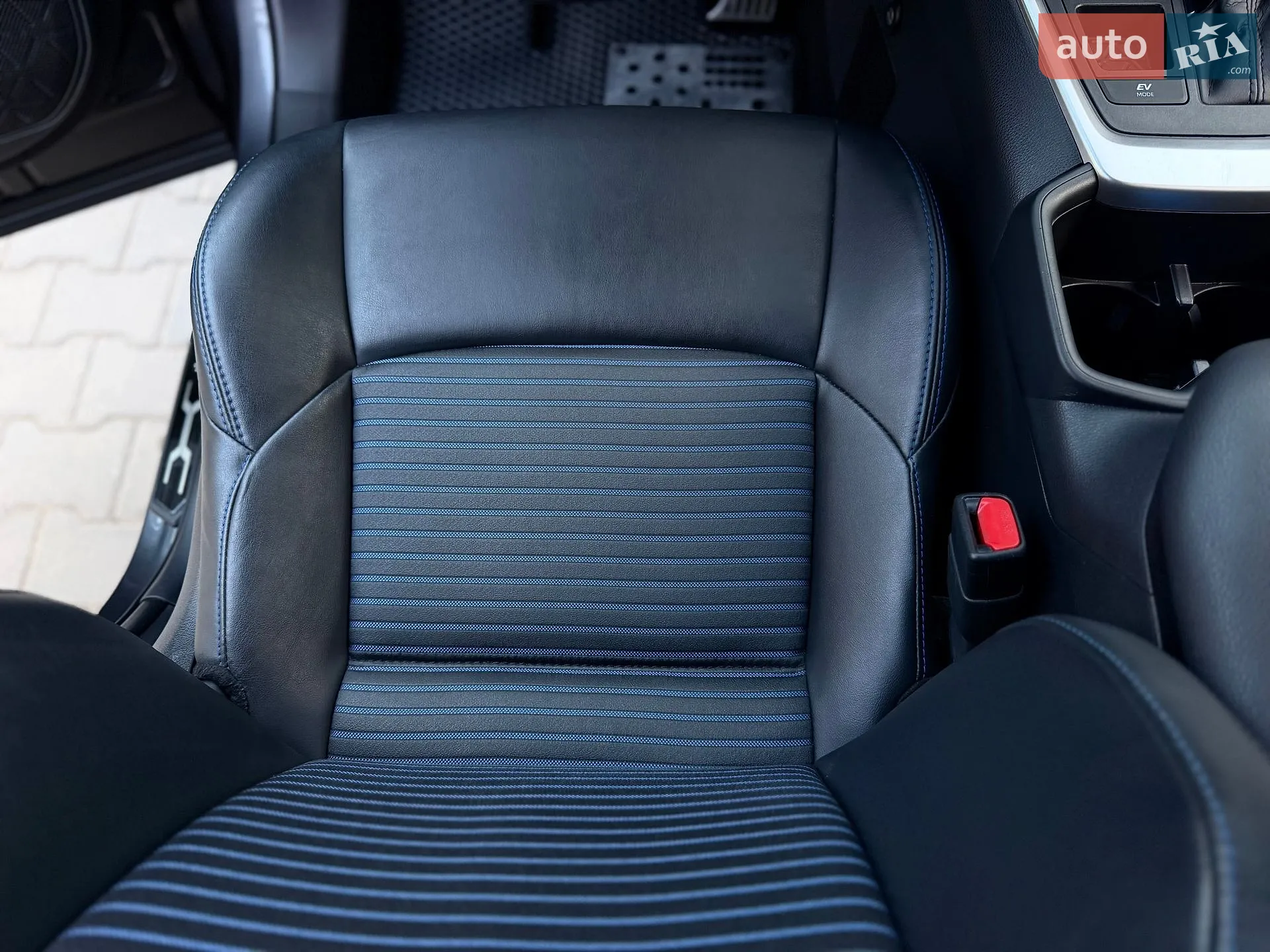 2023 Toyota RAV 4 - мініатюра 63