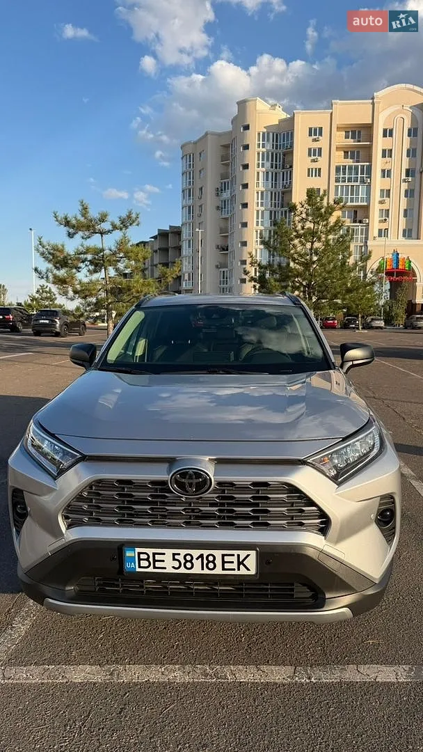 2019 Toyota RAV 4 - мініатюра 4
