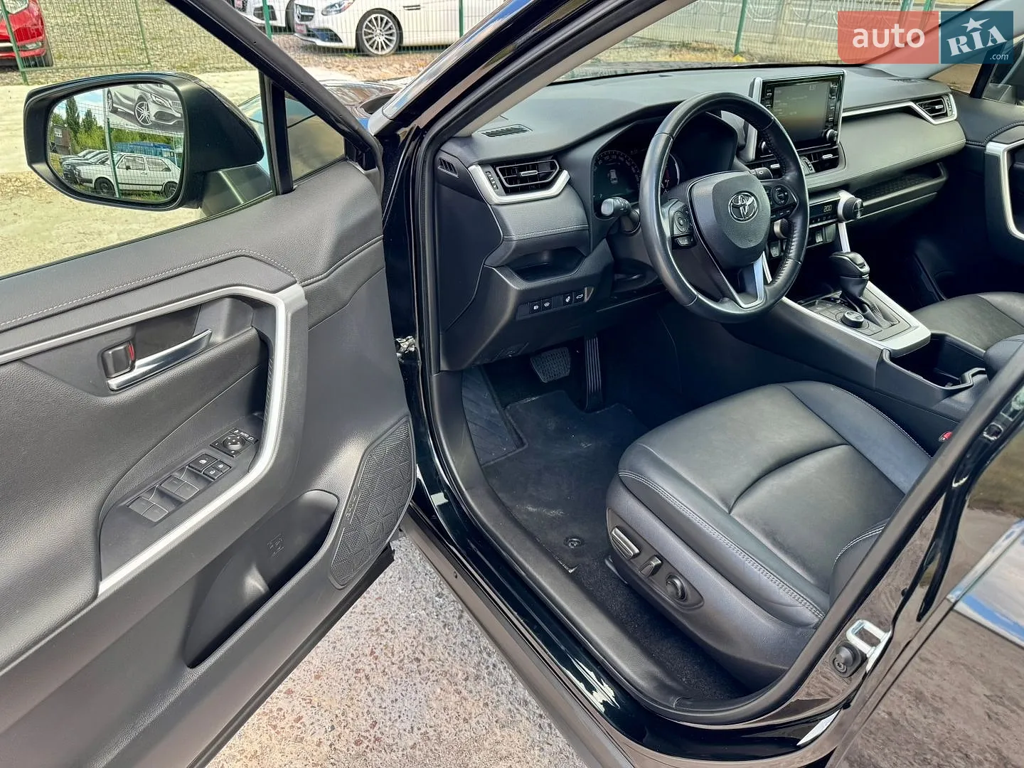 2021 Toyota RAV 4 - мініатюра 9