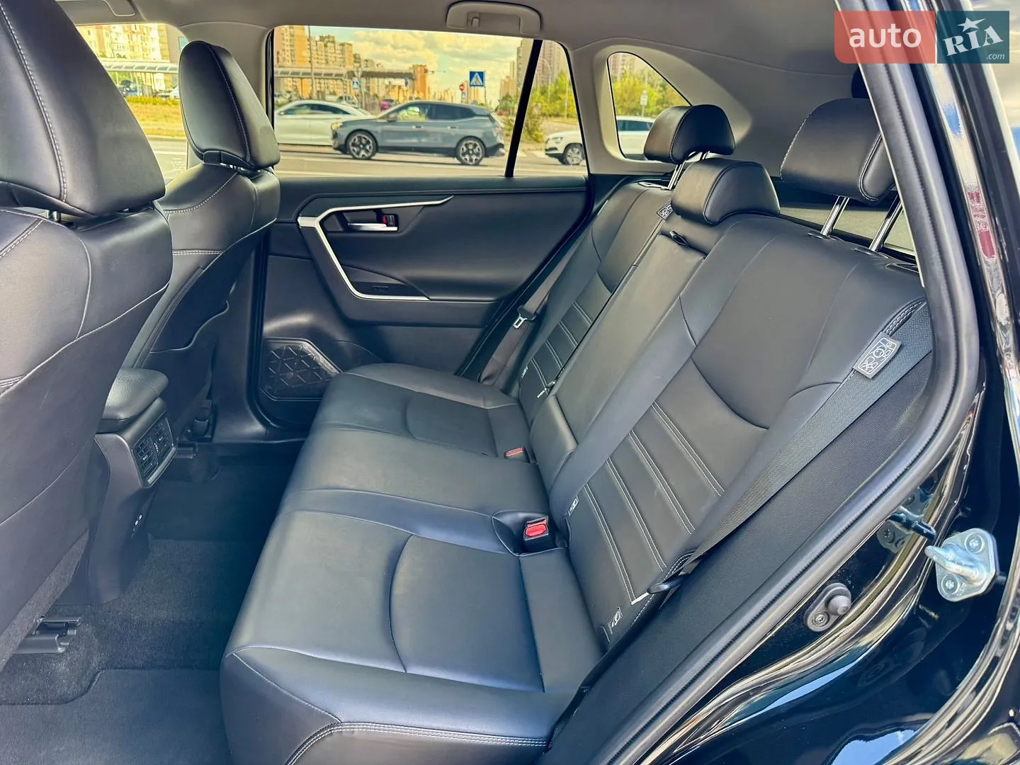 2021 Toyota RAV 4 - мініатюра 40