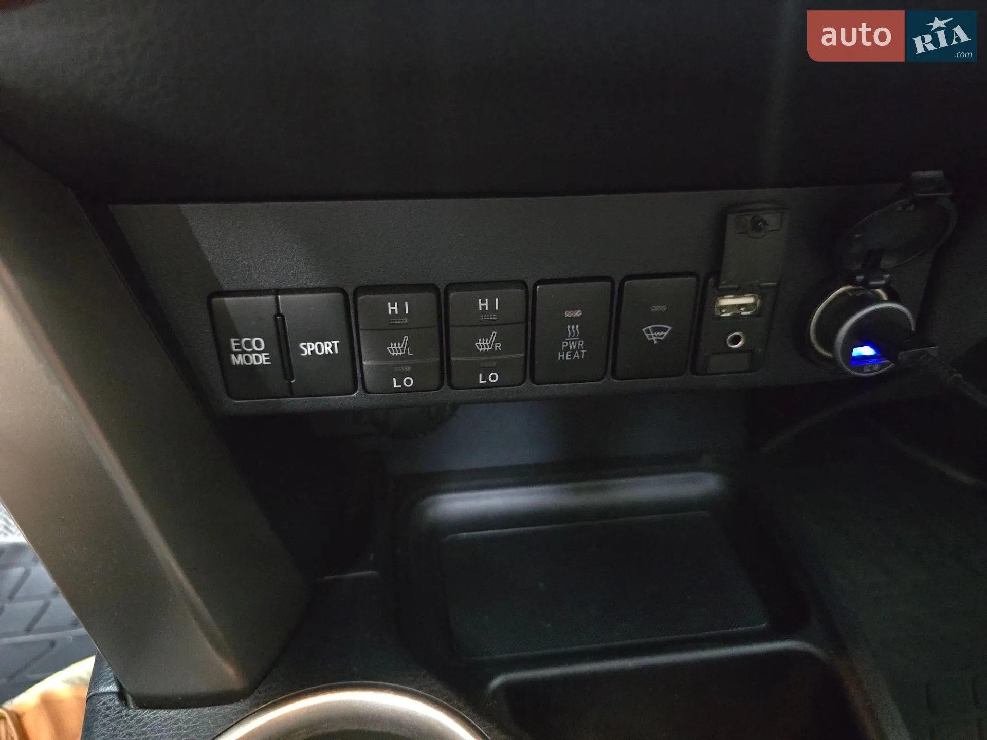 2015 Toyota RAV 4 - мініатюра 9