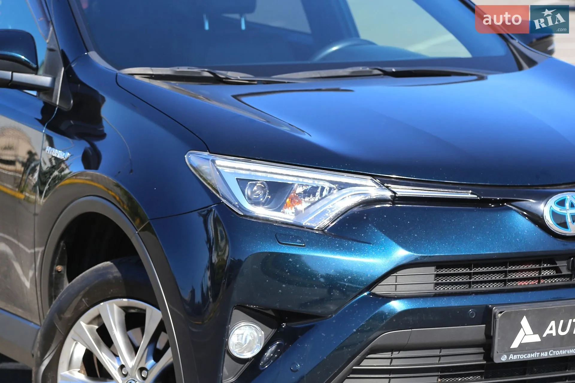 2016 Toyota RAV 4 - мініатюра 4