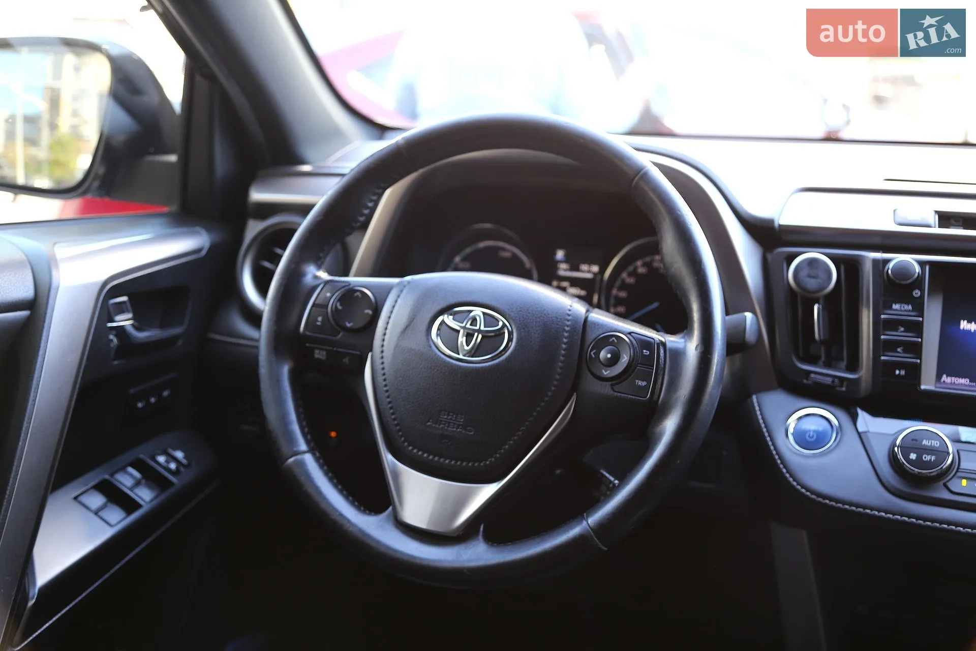 2016 Toyota RAV 4 - мініатюра 16