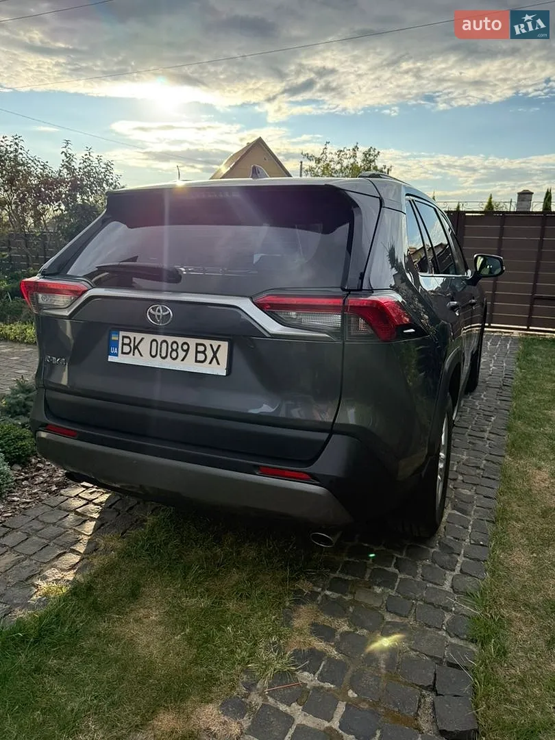 2021 Toyota RAV 4 - мініатюра 15