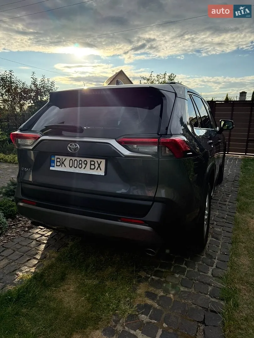 2021 Toyota RAV 4 - мініатюра 16