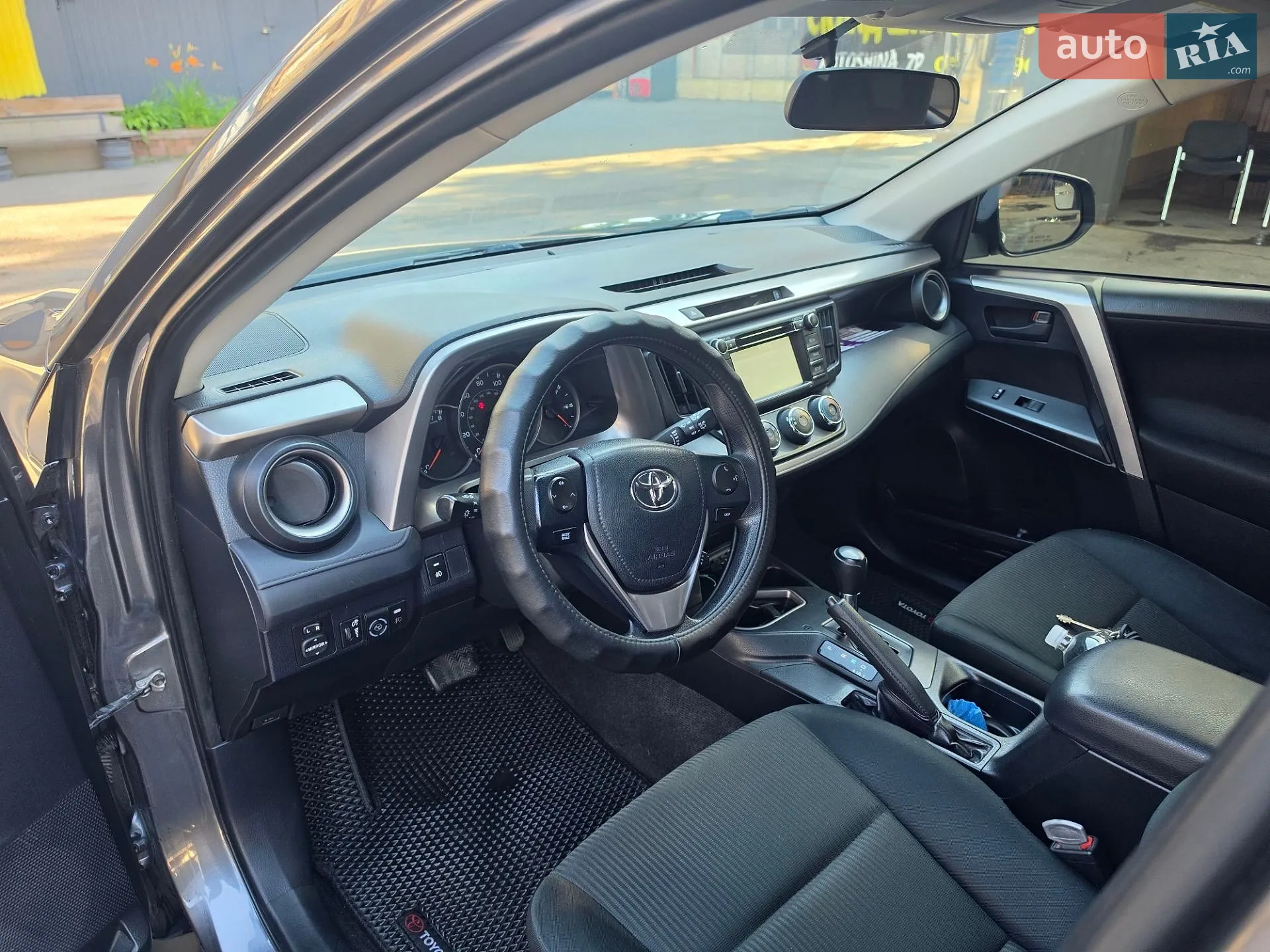 2016 Toyota RAV 4 - мініатюра 10