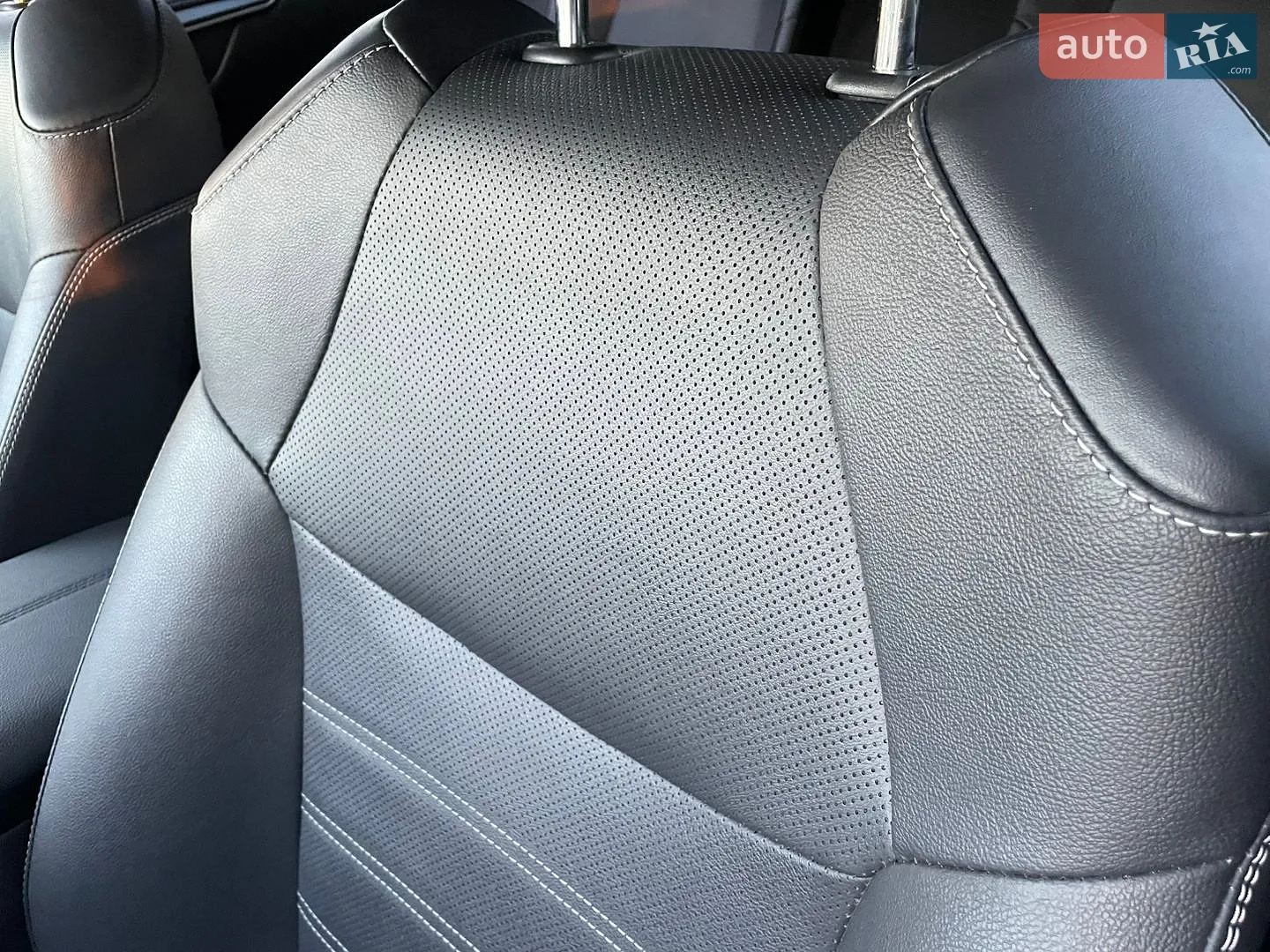 2025 Toyota RAV 4 - мініатюра 32