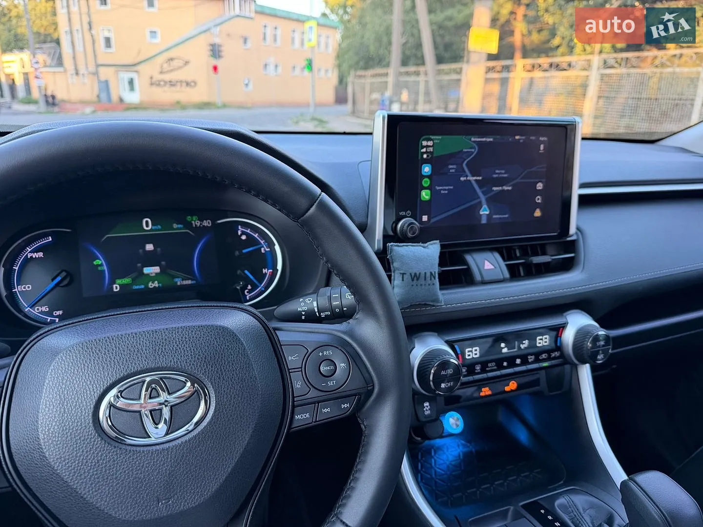 2023 Toyota RAV 4 - мініатюра 19