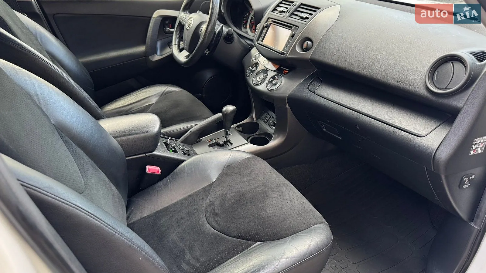 2012 Toyota RAV 4 - мініатюра 6