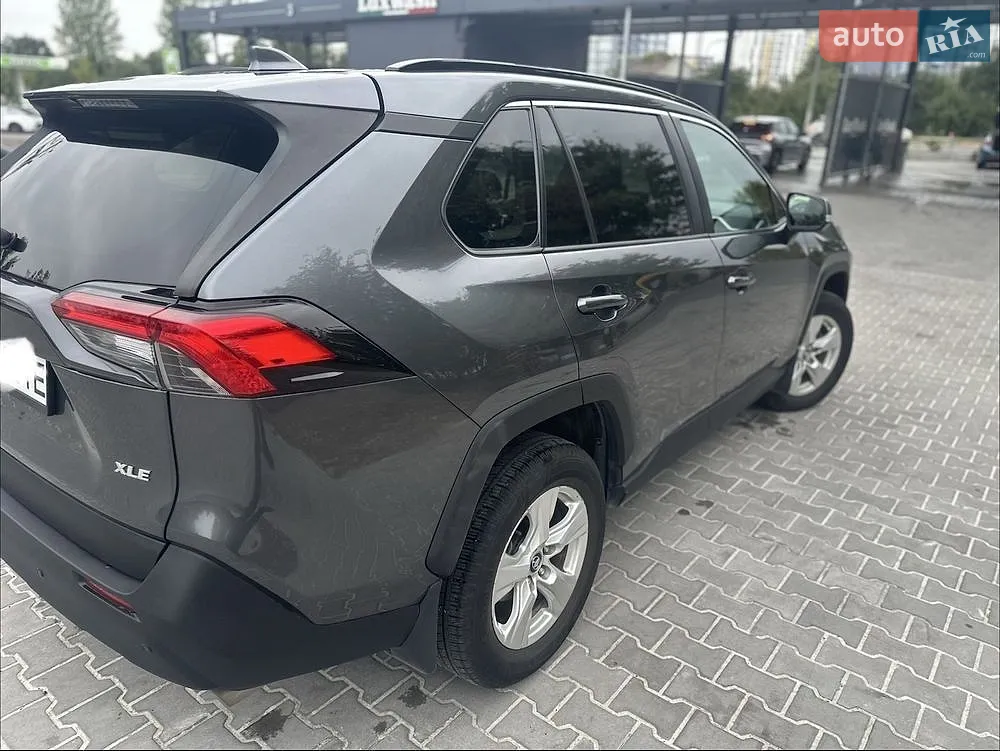 2020 Toyota RAV 4 - мініатюра 3