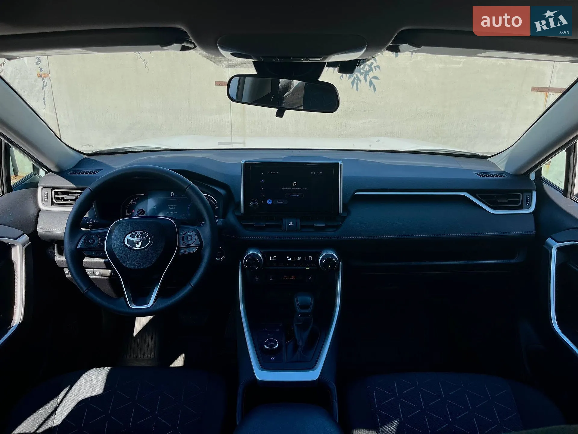 2025 Toyota RAV 4 - мініатюра 17
