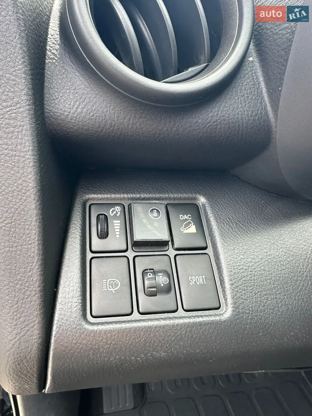 2012 Toyota RAV 4 - мініатюра 9