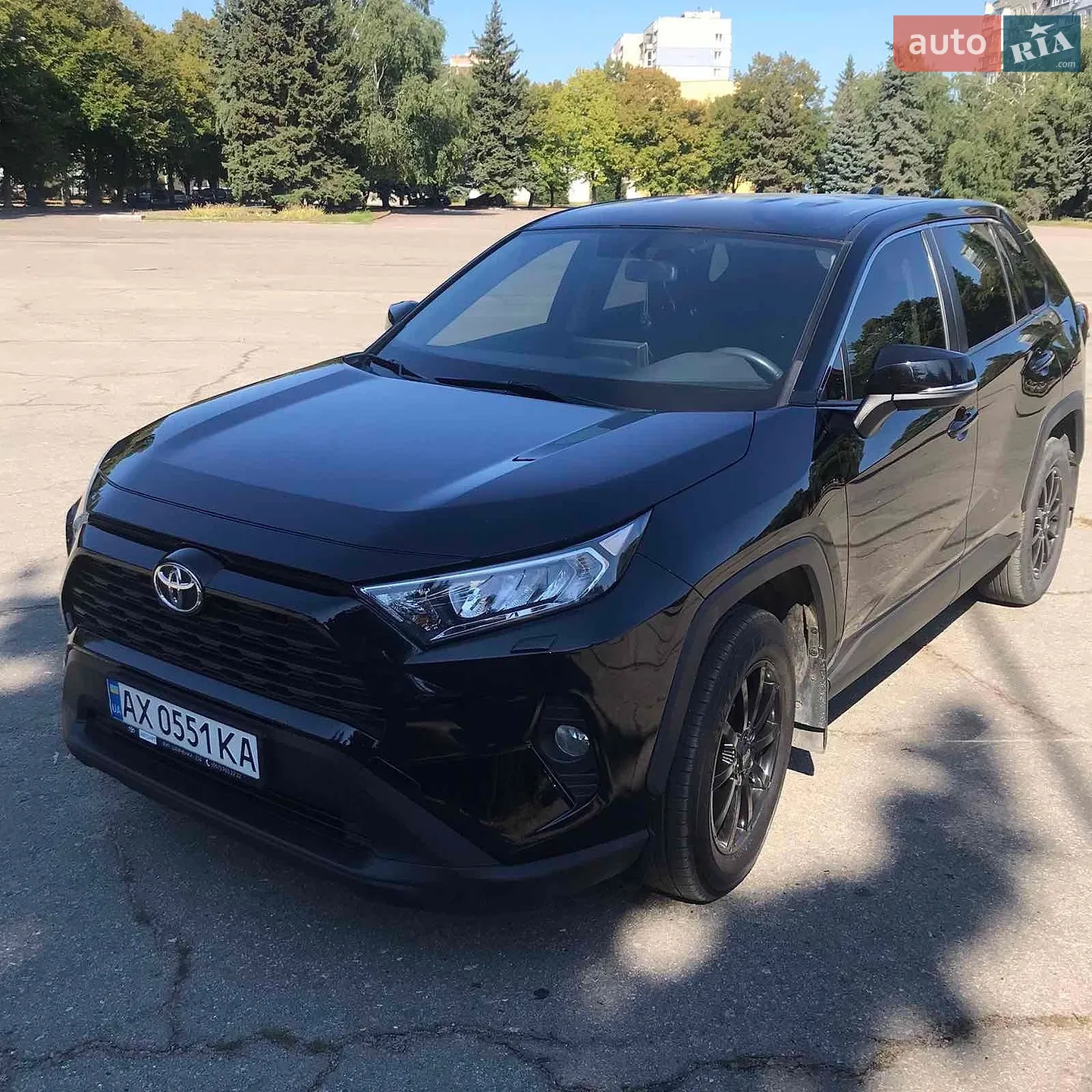 2020 Toyota RAV 4 - фото 1