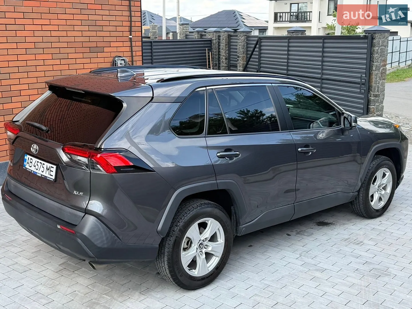 2021 Toyota RAV 4 - мініатюра 10