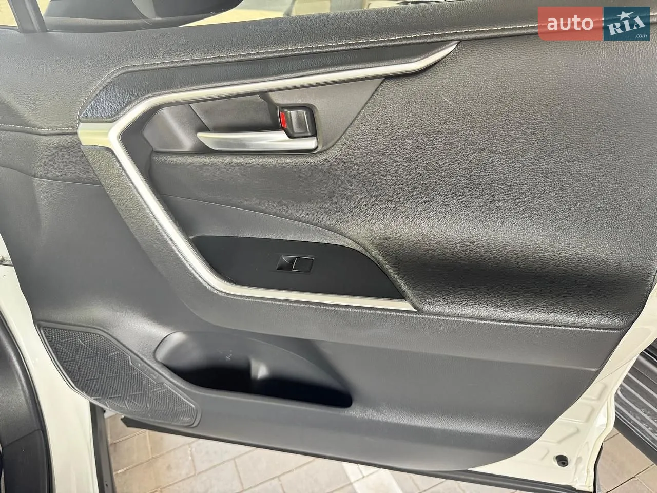 2019 Toyota RAV 4 - мініатюра 13