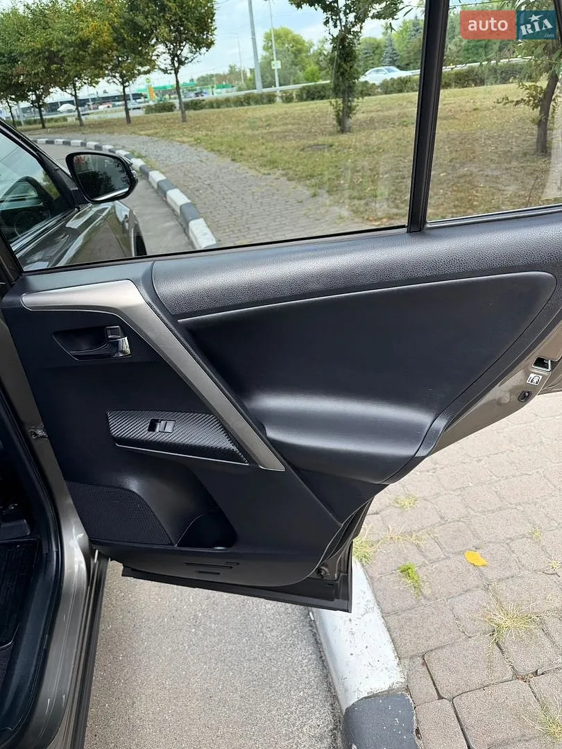 2013 Toyota RAV 4 - мініатюра 41