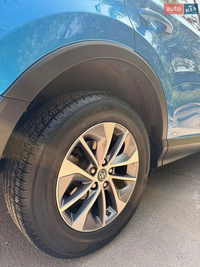 2018 Toyota RAV 4 - мініатюра 13