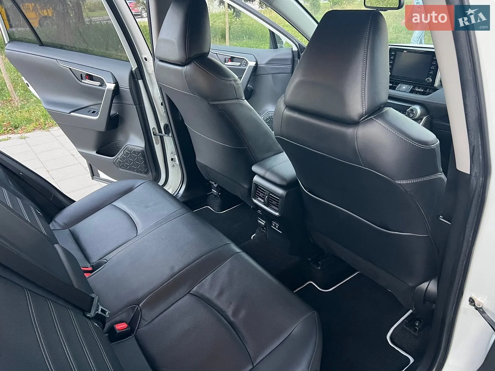 2020 Toyota RAV 4 - мініатюра 65