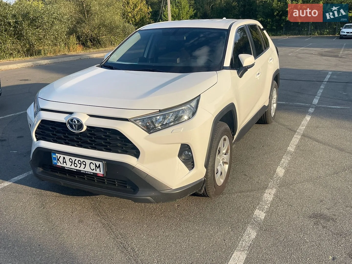 2019 Toyota RAV 4 - фото 1
