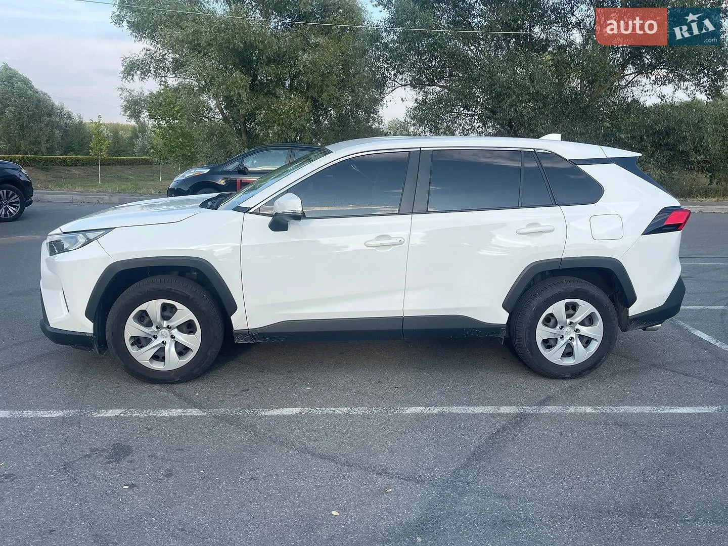 2019 Toyota RAV 4 - мініатюра 4