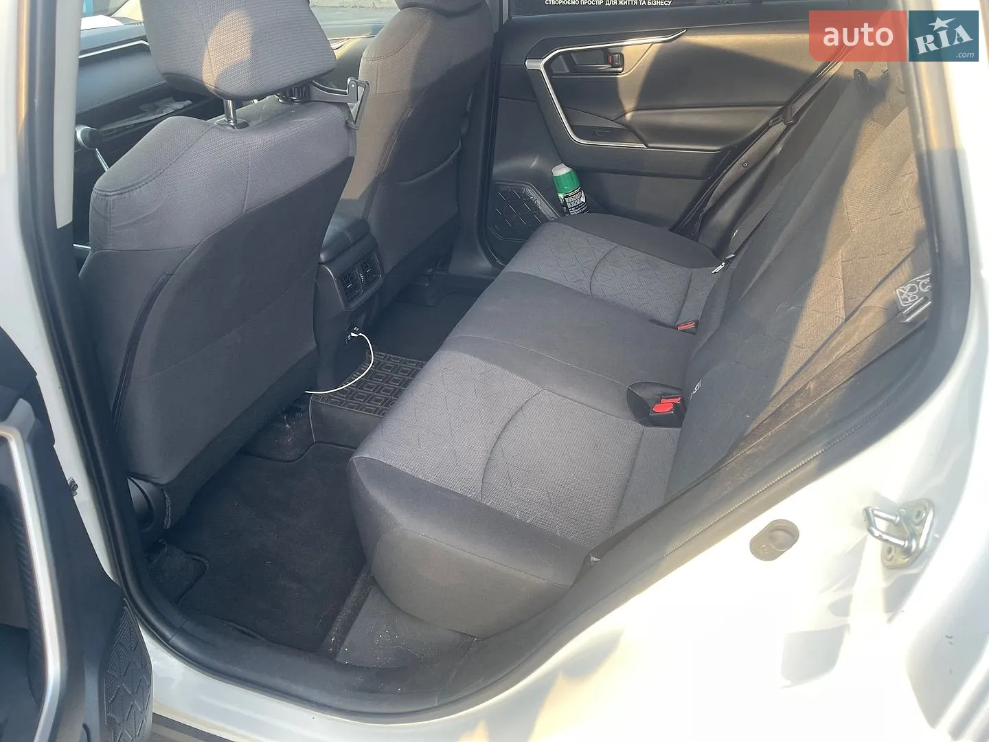 2019 Toyota RAV 4 - мініатюра 9