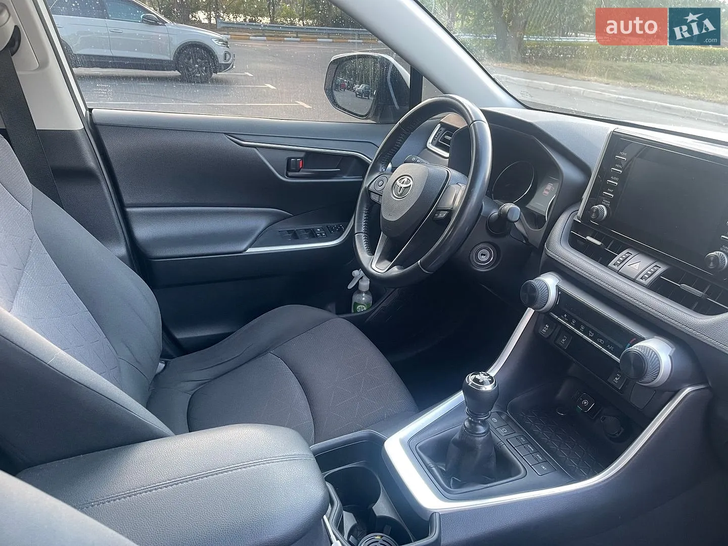 2019 Toyota RAV 4 - мініатюра 10