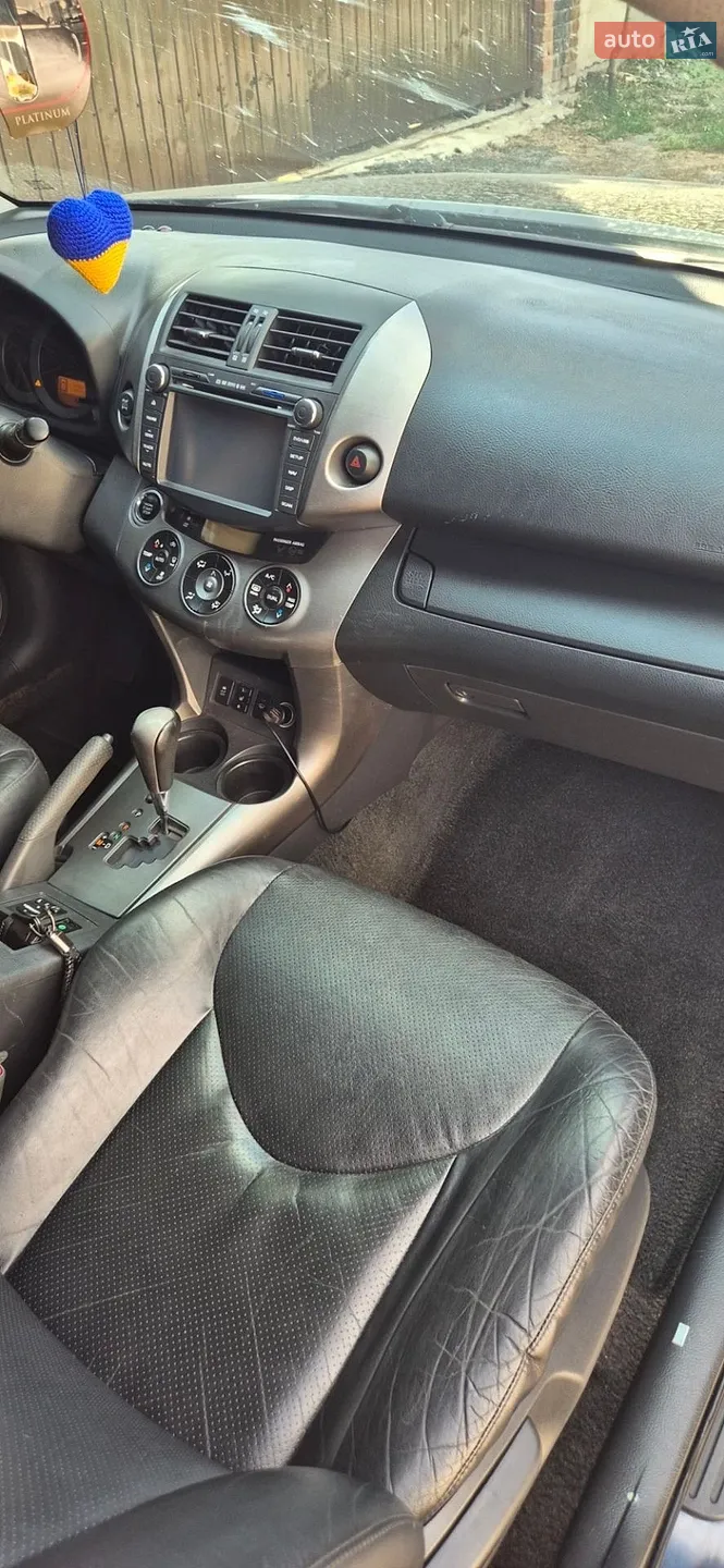 2010 Toyota RAV 4 - мініатюра 21