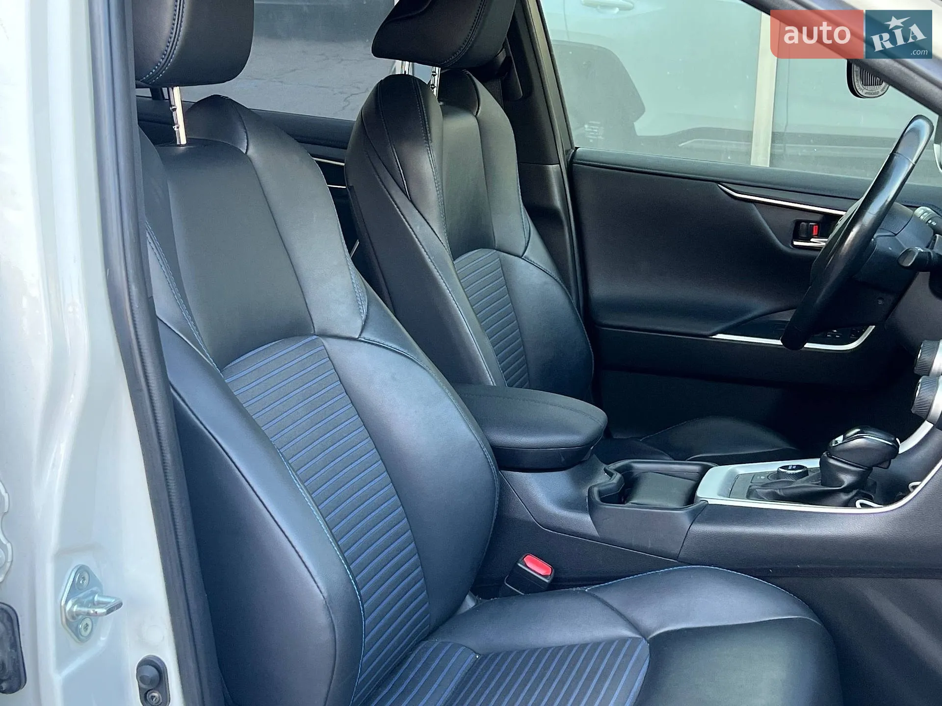 2020 Toyota RAV 4 - мініатюра 15