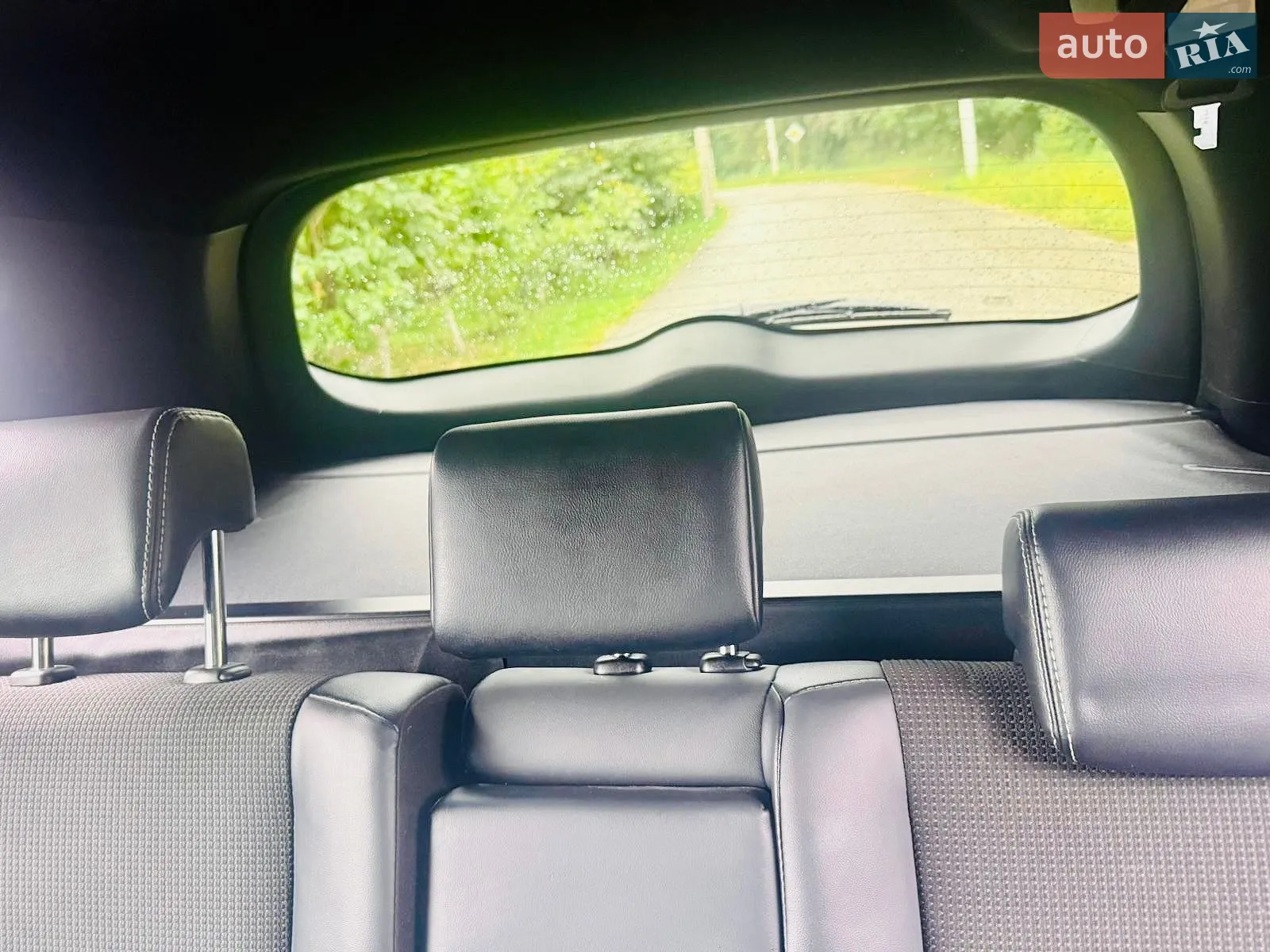 2017 Toyota RAV 4 - мініатюра 28