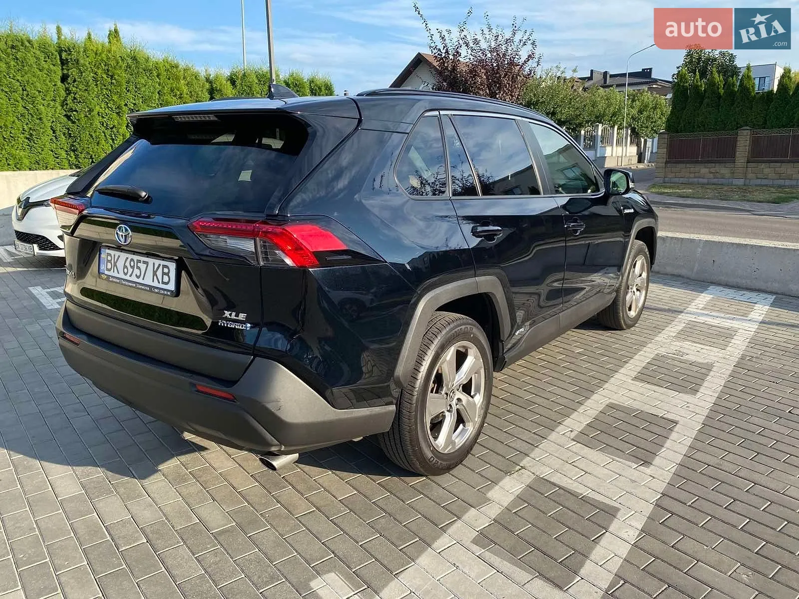 2021 Toyota RAV 4 - мініатюра 5