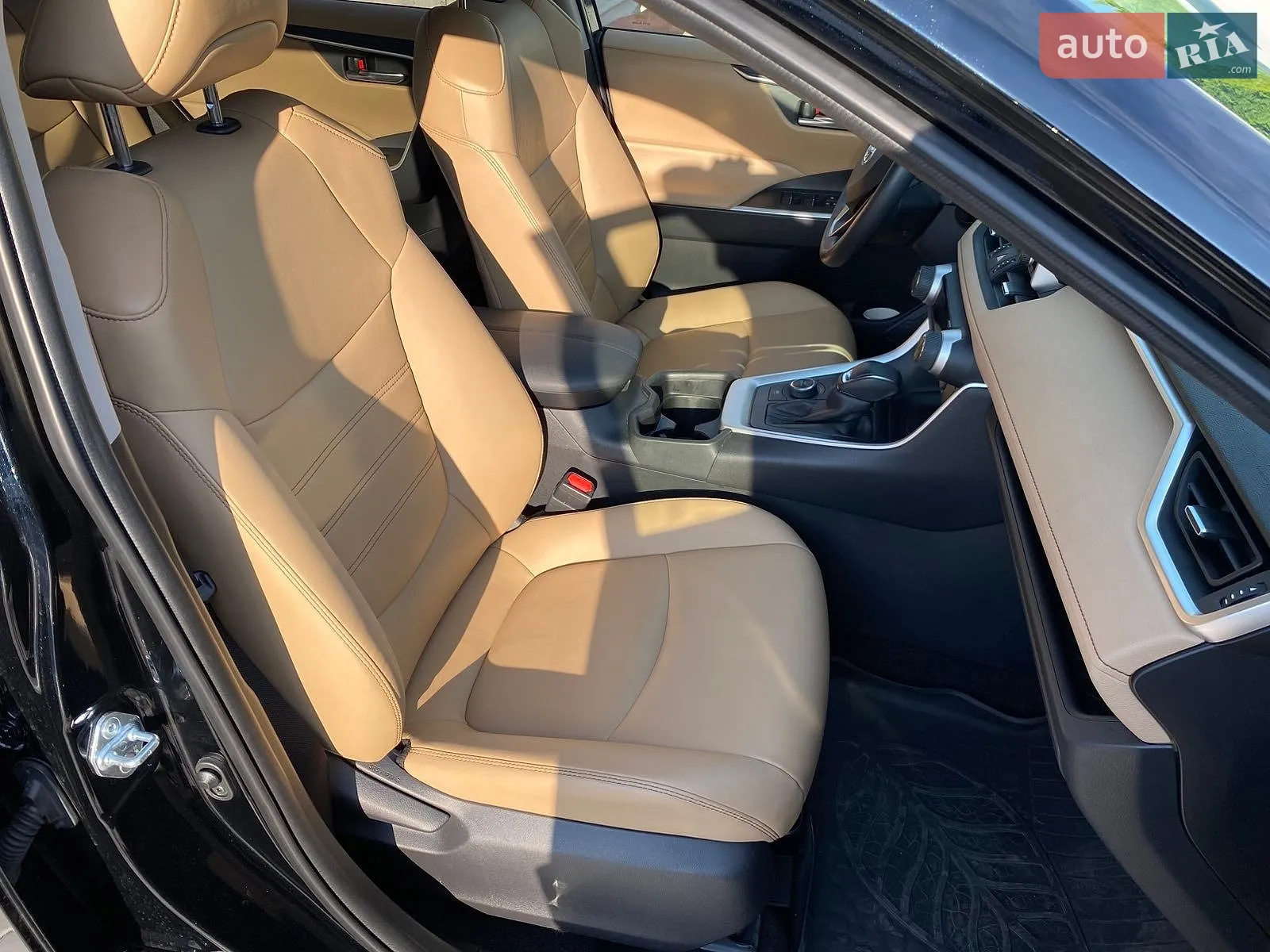 2021 Toyota RAV 4 - мініатюра 12