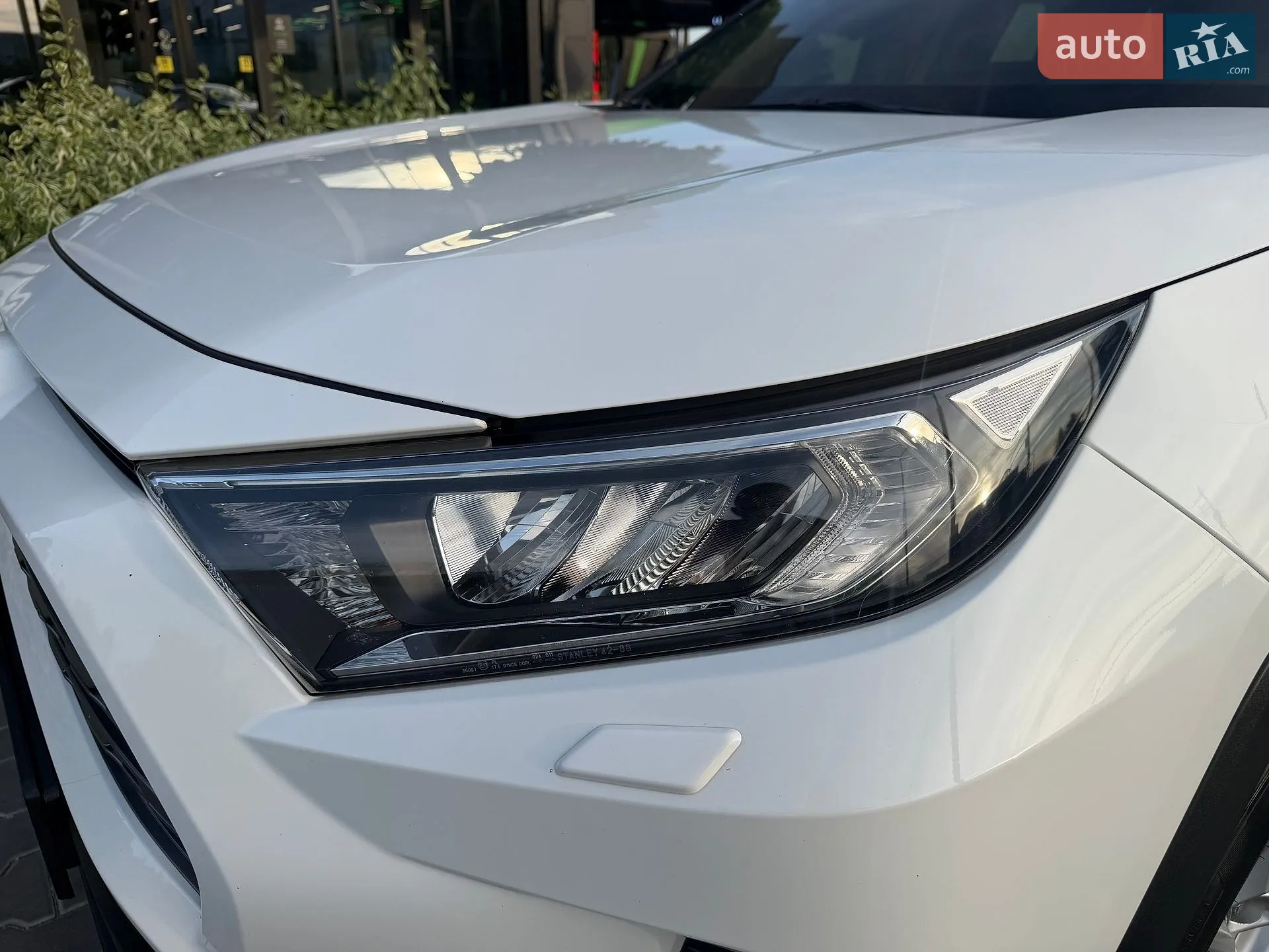 2021 Toyota RAV 4 - мініатюра 10
