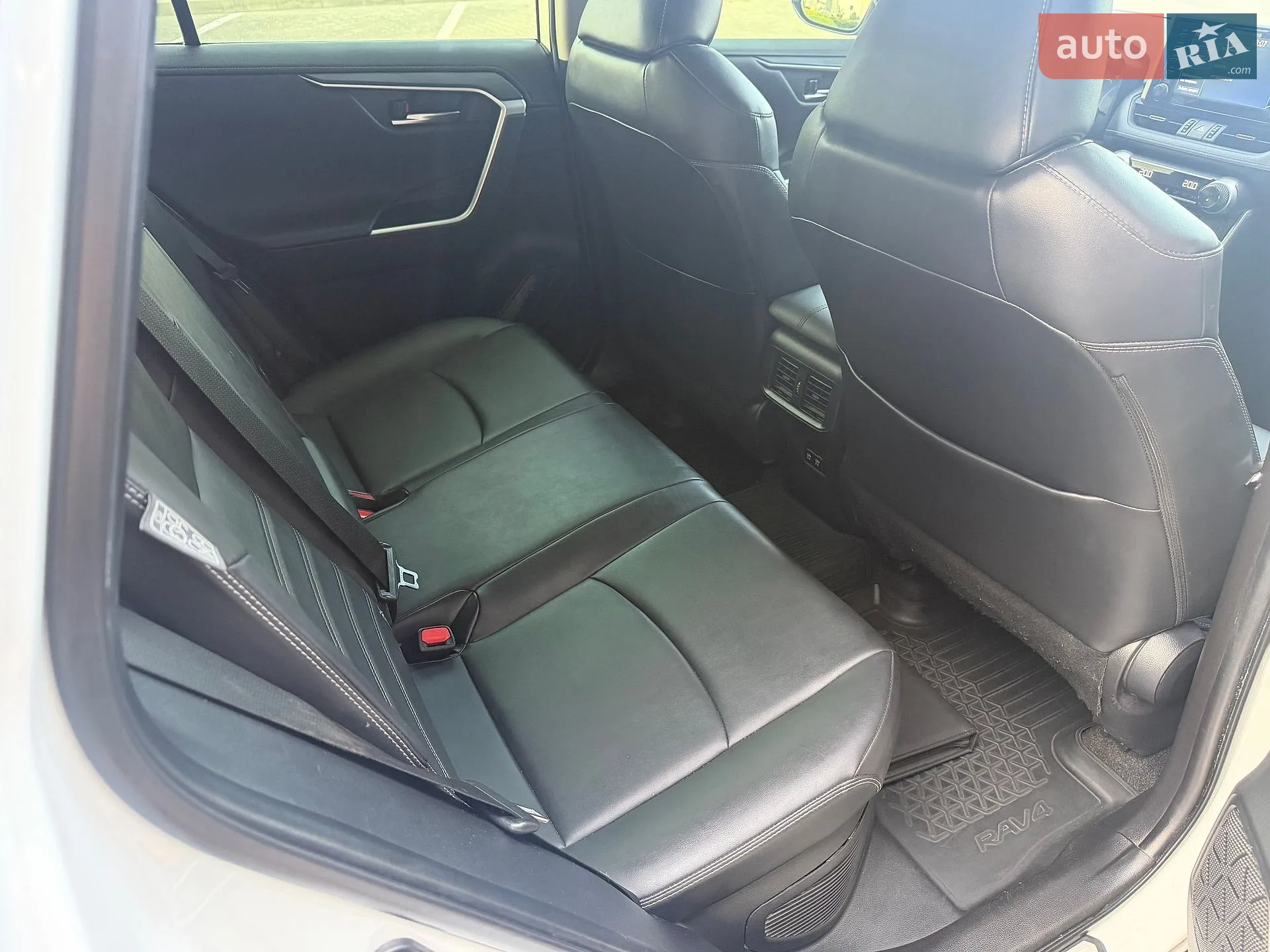 2021 Toyota RAV 4 - мініатюра 20