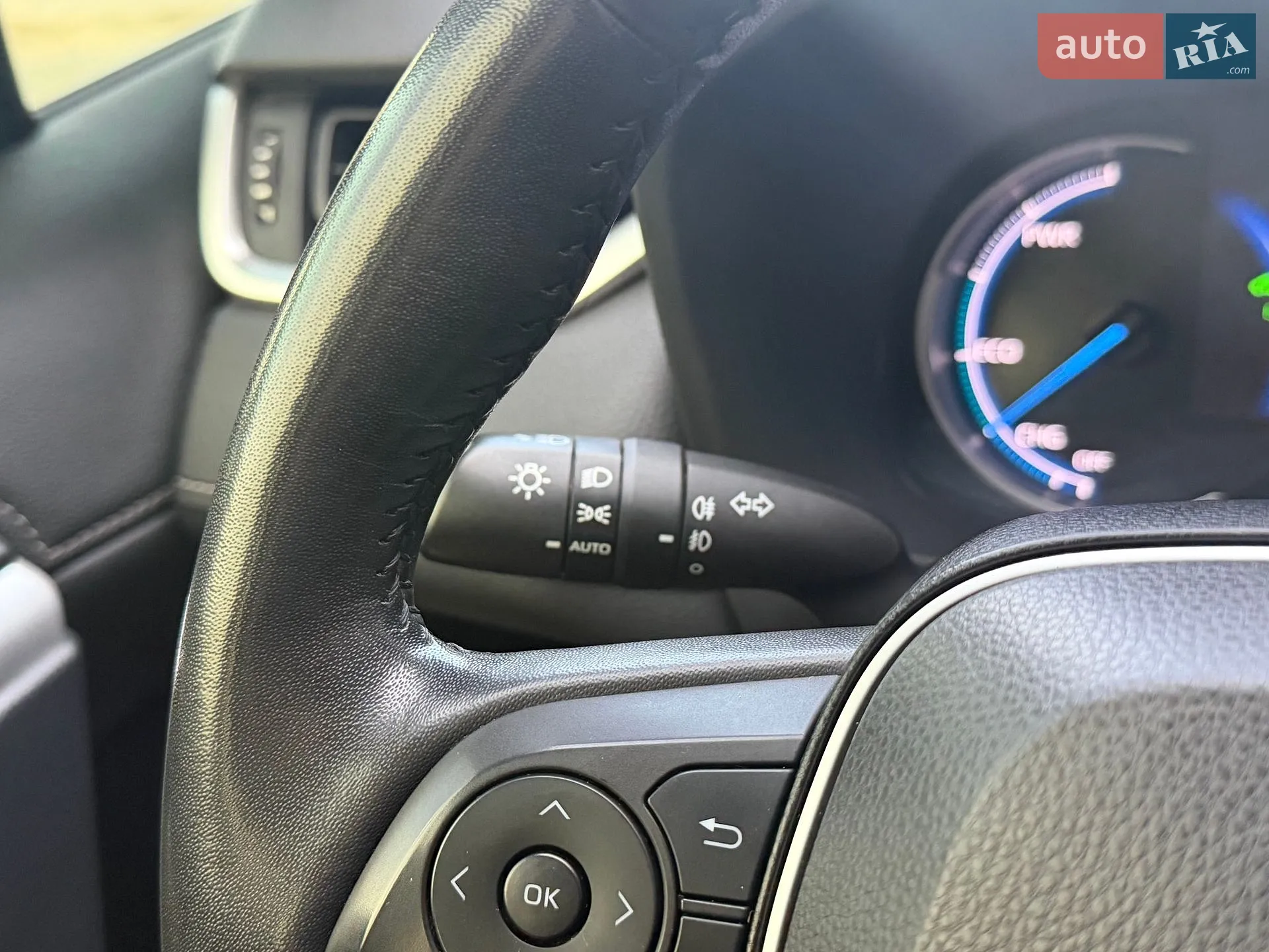 2021 Toyota RAV 4 - мініатюра 29