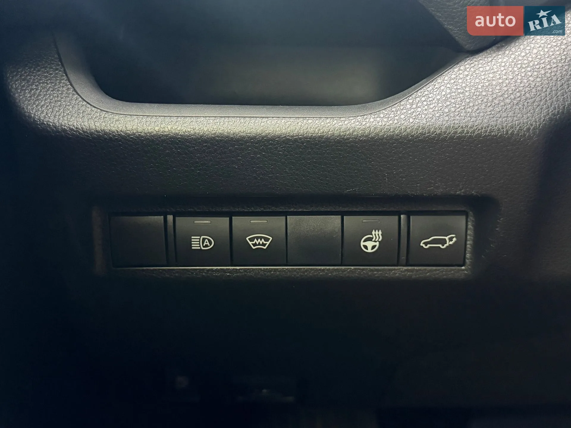 2021 Toyota RAV 4 - мініатюра 32