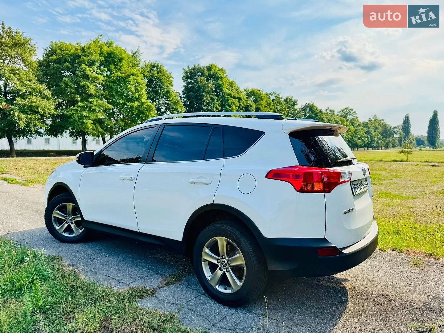 2015 Toyota RAV 4 - мініатюра 3