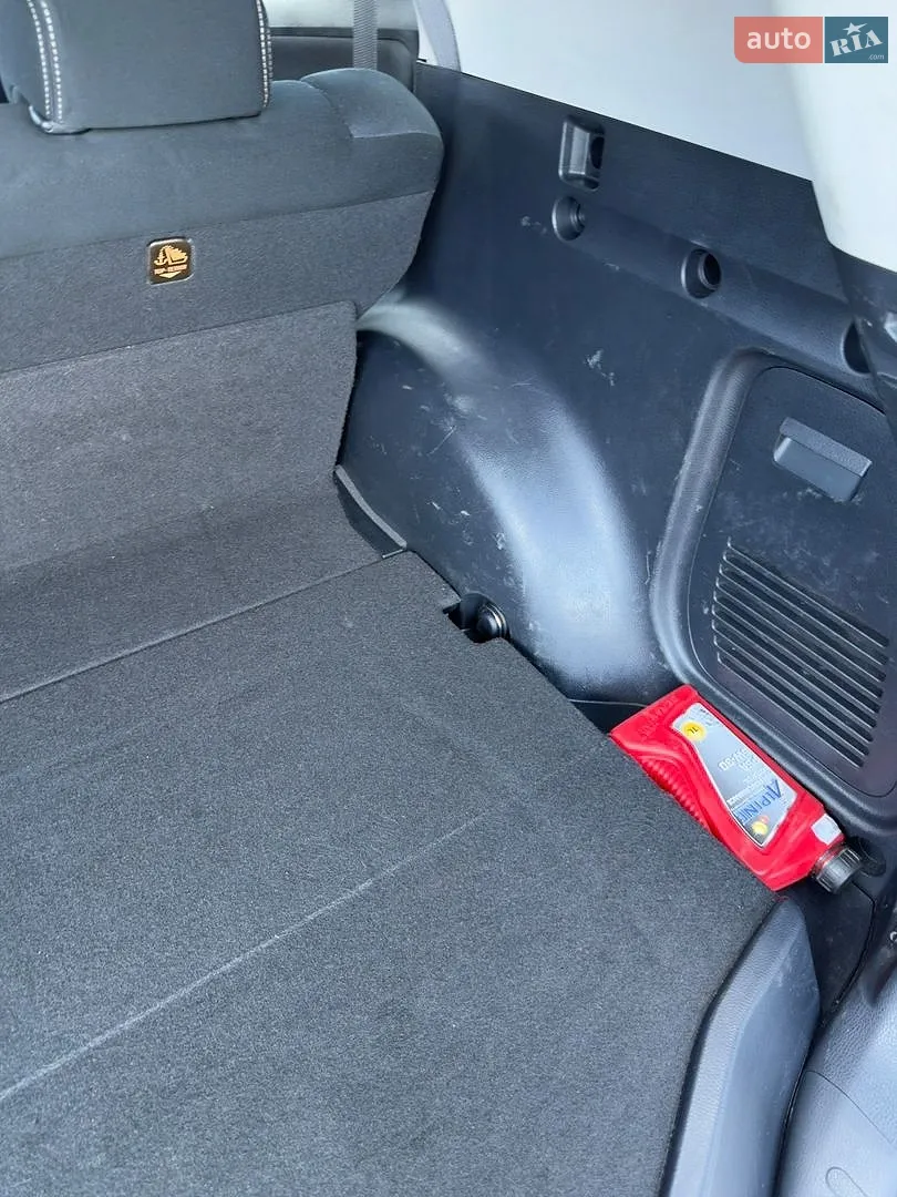 2013 Toyota RAV 4 - мініатюра 15
