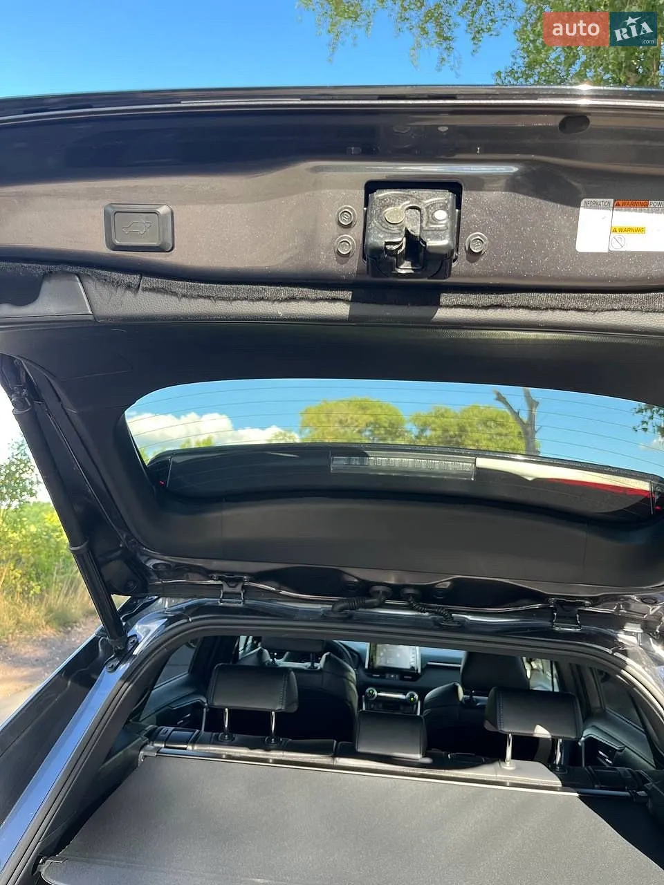 2019 Toyota RAV 4 - мініатюра 21
