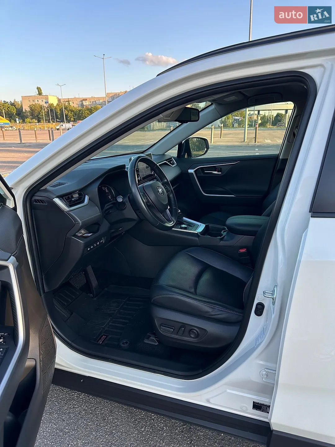2021 Toyota RAV 4 - мініатюра 7