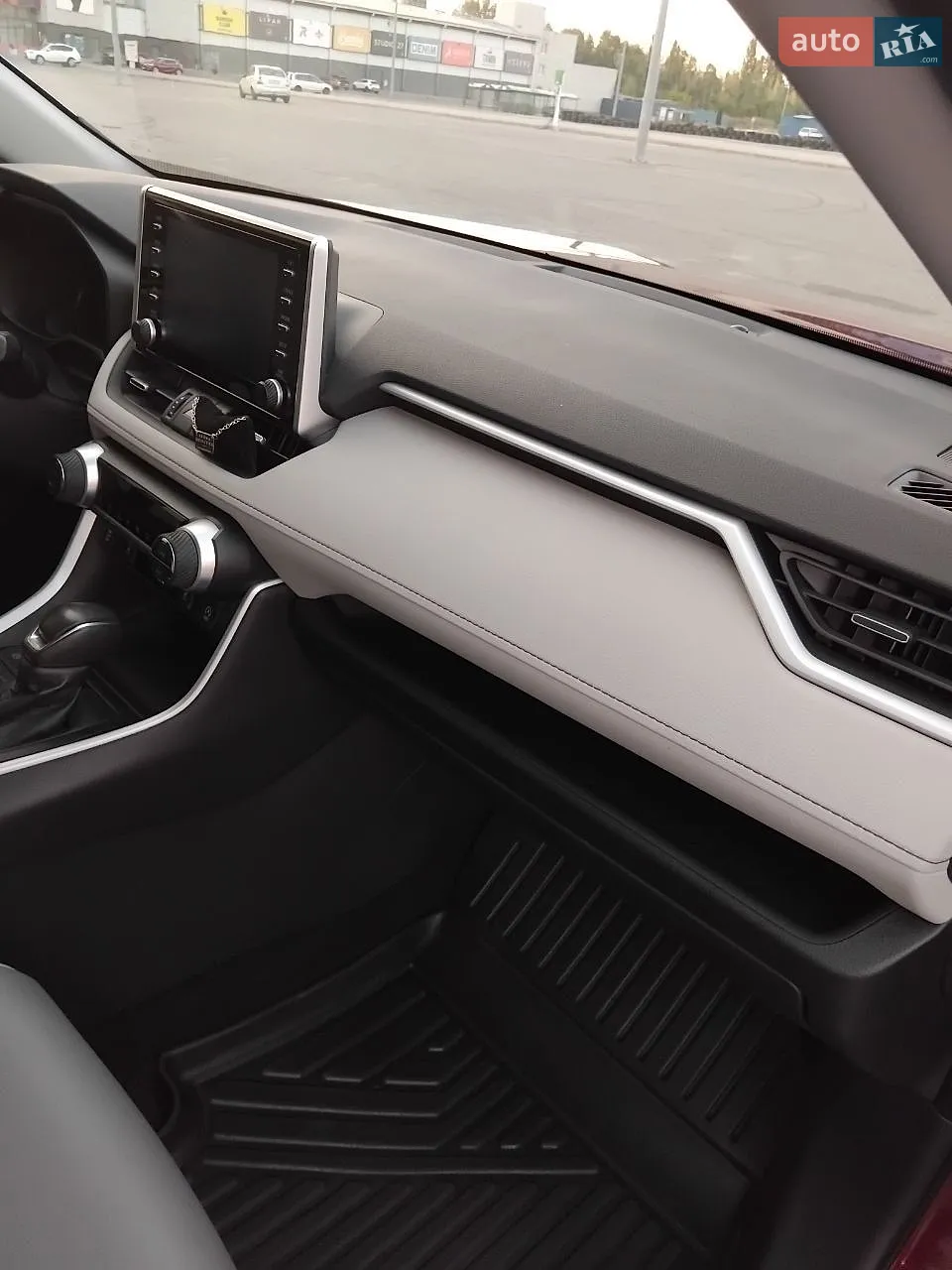 2020 Toyota RAV 4 - мініатюра 24