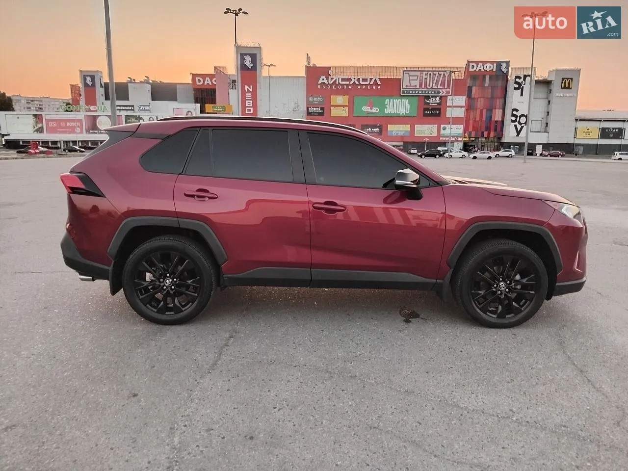 2020 Toyota RAV 4 - мініатюра 2