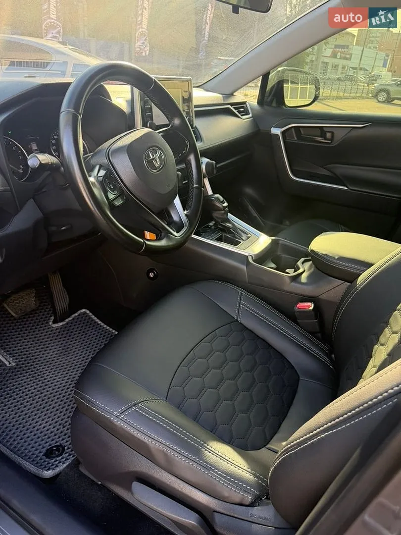 2019 Toyota RAV 4 - мініатюра 6