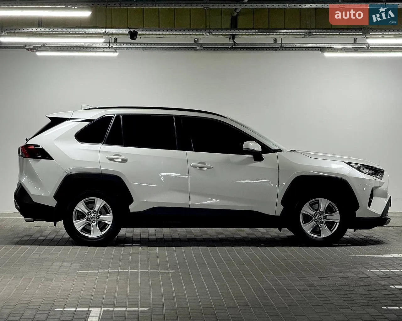 2021 Toyota RAV 4 - мініатюра 11