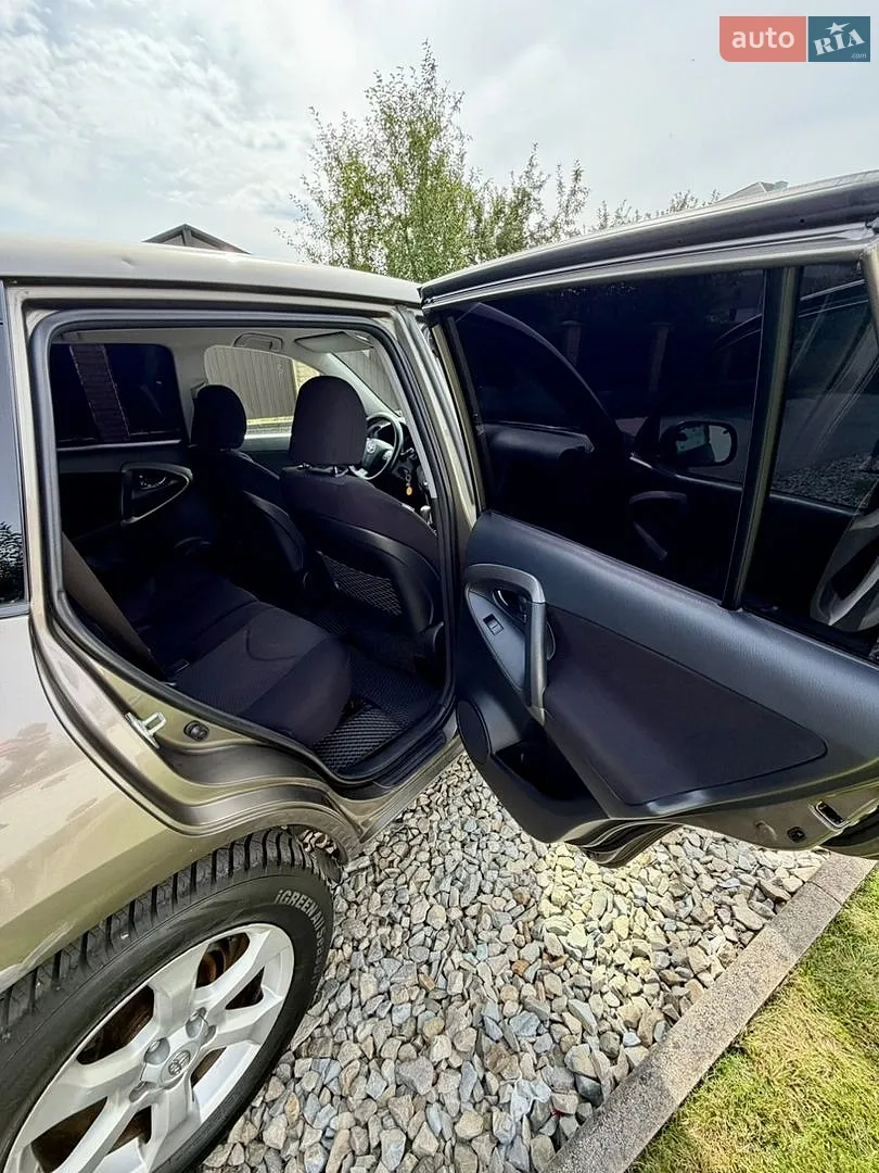 2011 Toyota RAV 4 - мініатюра 35