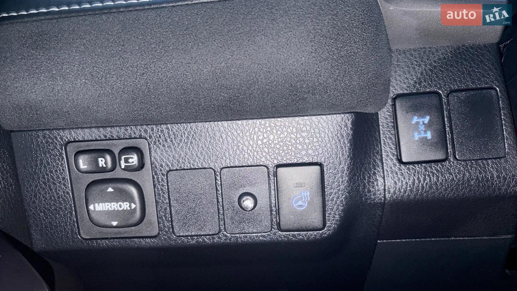 2016 Toyota RAV 4 - мініатюра 23