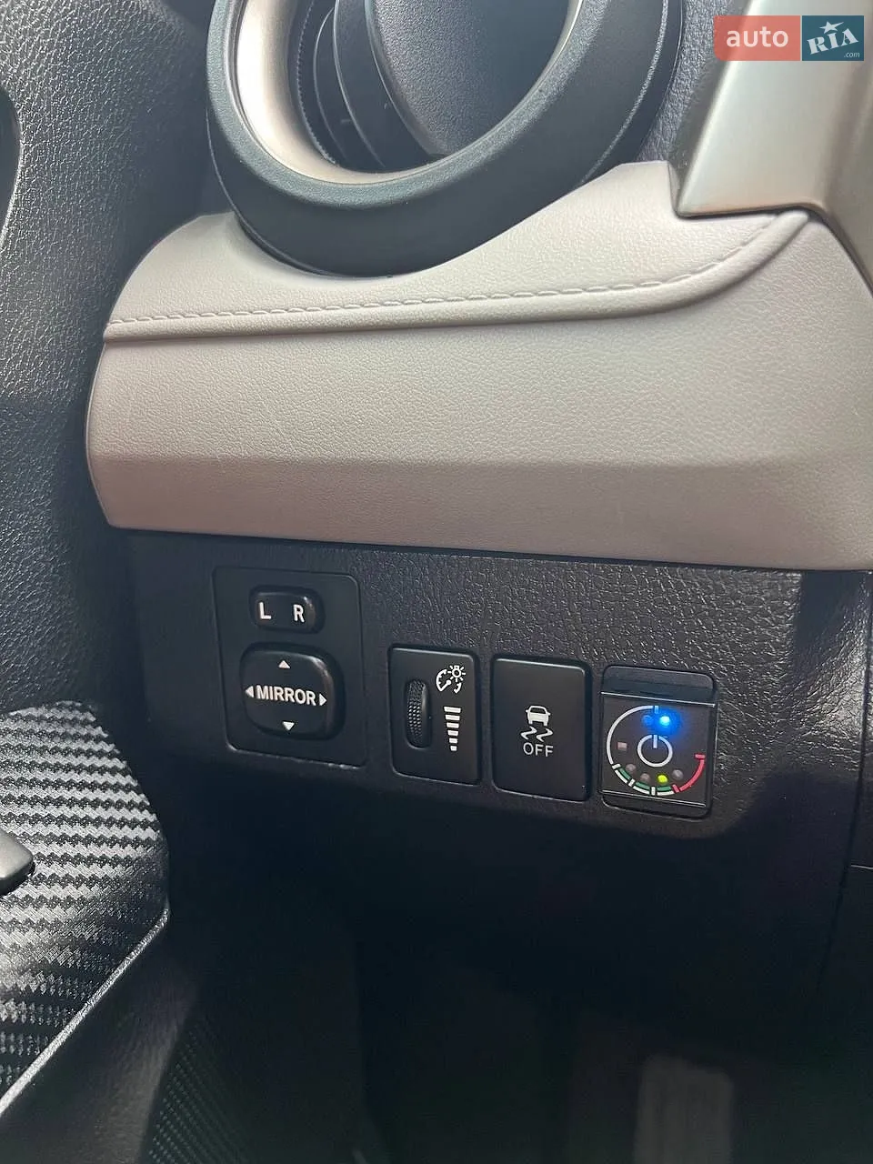 2015 Toyota RAV 4 - мініатюра 21