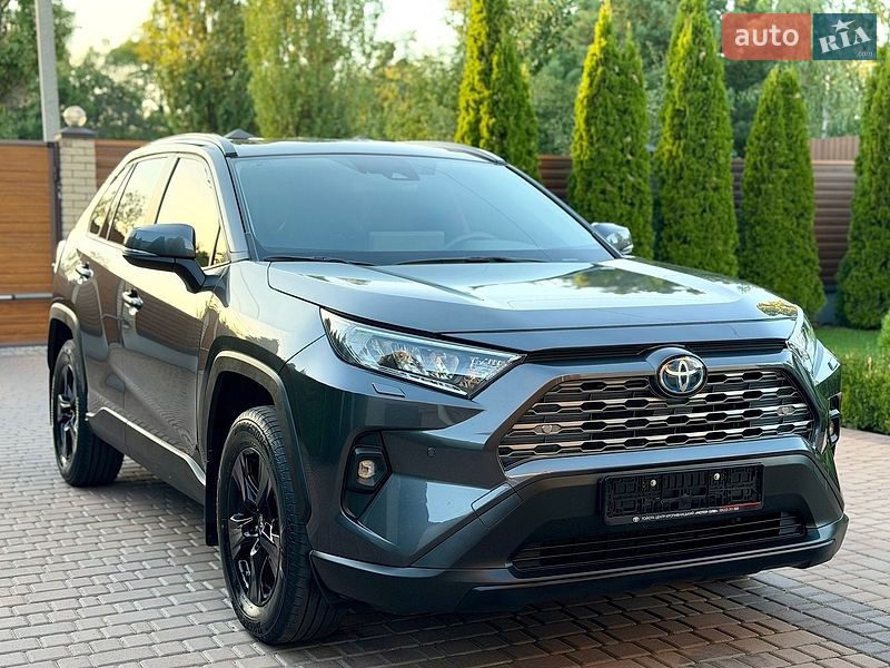 Внедорожник / Кроссовер Toyota RAV4 2025 в Кропивницком