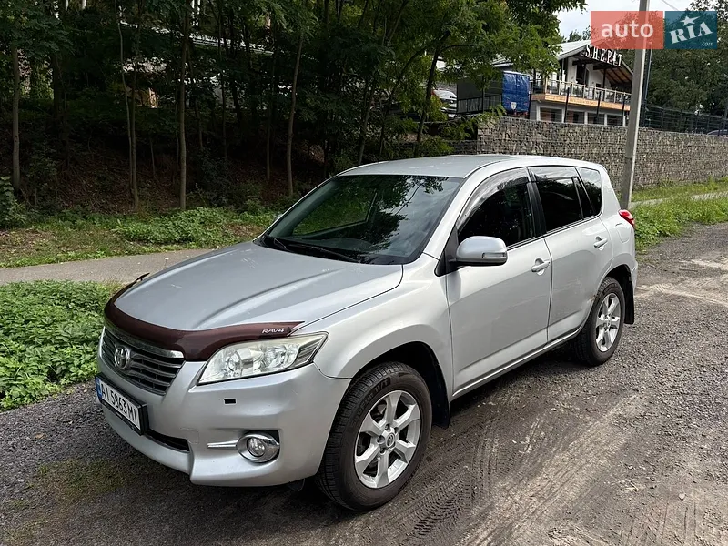 Toyota RAV4 2010