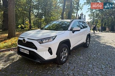 Внедорожник / Кроссовер Toyota RAV4 2023 в Киеве