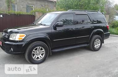 Внедорожник / Кроссовер Toyota Sequoia 2004 в 